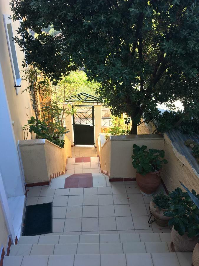 Villa Tzitzifies Kourouklata Zewnętrze zdjęcie