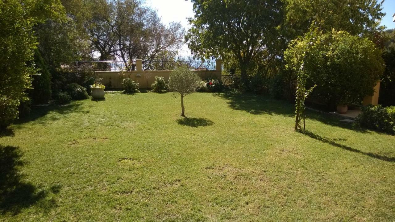 Villa Tzitzifies Kourouklata Zewnętrze zdjęcie